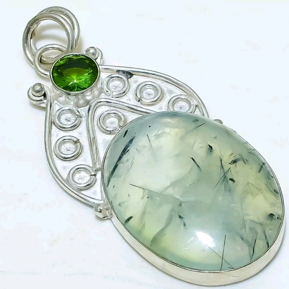 925 Peridot pendant